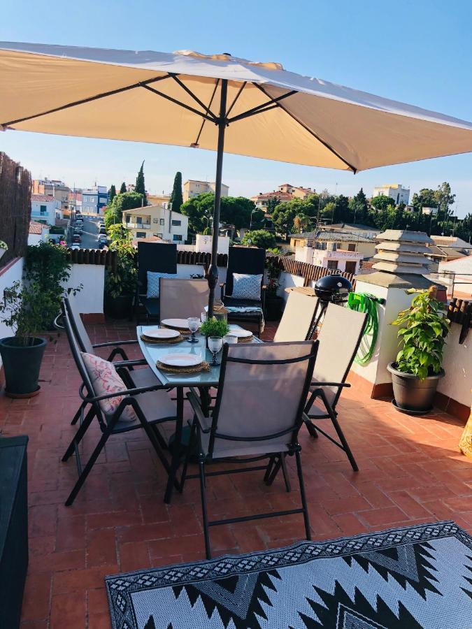 Apartamento Con Terraza Y Piscina En Malgrat De Mar Exterior photo
