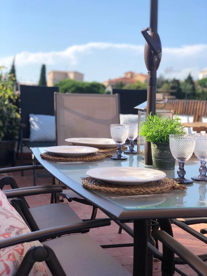Apartamento Con Terraza Y Piscina En Malgrat De Mar Exterior photo