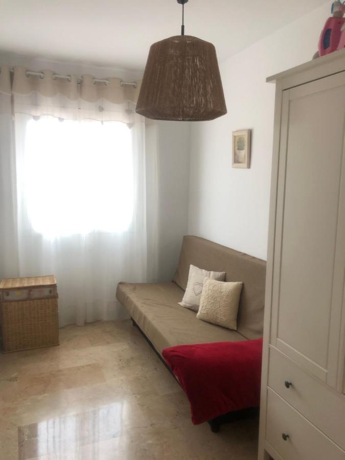 Apartamento Con Terraza Y Piscina En Malgrat De Mar Exterior photo