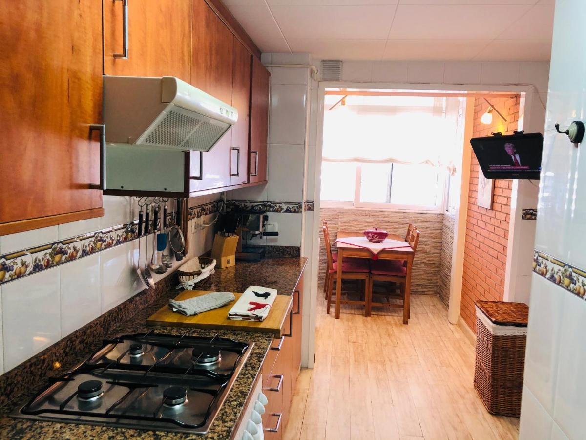 Apartamento Con Terraza Y Piscina En Malgrat De Mar Exterior photo